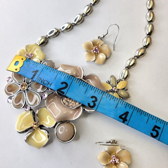 Floral Necklace Enamel Statement Necklace and Earrings Set - Picture 14 of 14